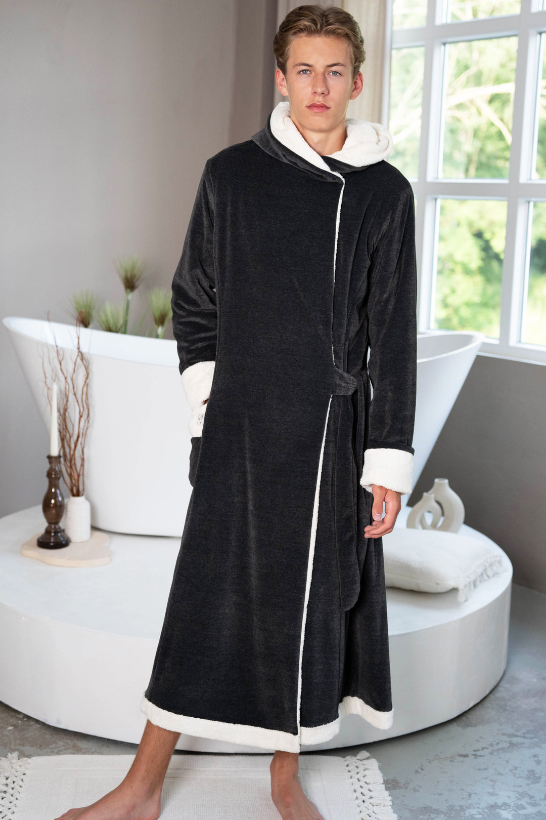 extra langer Luxus Designerbademantel mit Kapuze Winterbademantel Morgonrock Luxury Bathrobe 